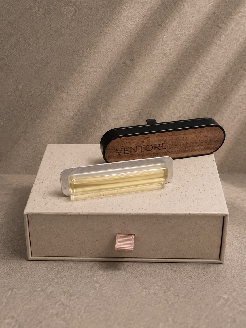 VENTORÉ car vent diffuser clip with sealed refill capsule beside gift box
